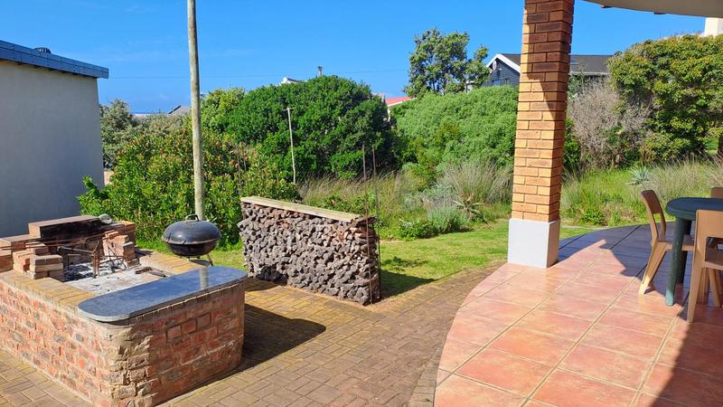 3 Bedroom Property for Sale in Jongensfontein Western Cape